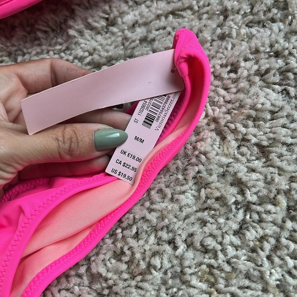 Victoria’s Secret swimsuit - Picture 2 of 4